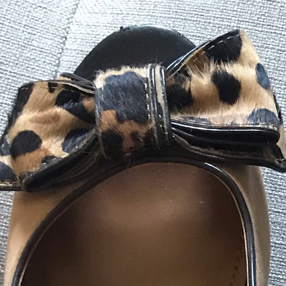 B Makowsky suede & calf-hair heels - Picture 4 of 11